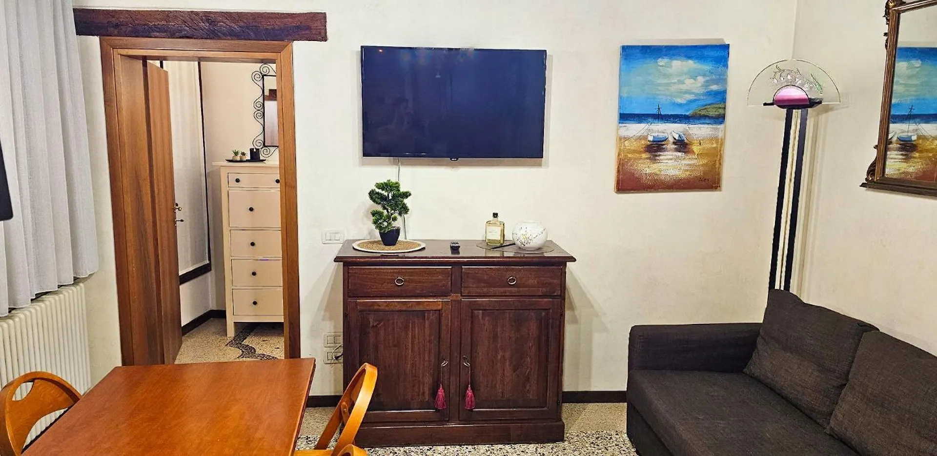 Apt Del 1800 Nel Centro Storico Di Treviso 0*,  Italien